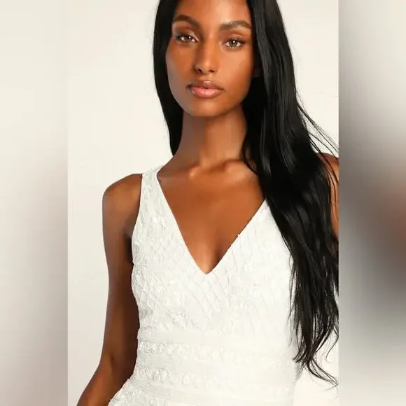 Lulus Simple Romance White Beaded Sequin Mermaid Maxi Dress NWOT Small - Picture 3 of 9